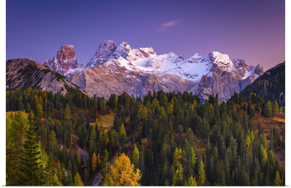 Italy, Trentino-Alto Adige, Alto Adige, Sudtirol, Alps, Dolomites, Bolzano district, Fanes Sennes Braies Natural Park, Pra...