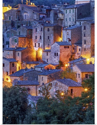 Italy, Tuscany, The Historic Center Of The Village, Rocky Outcrop, Via Francigena