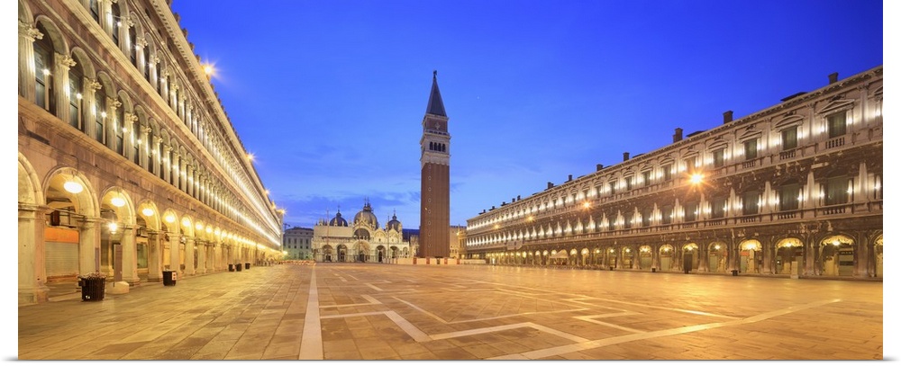 Italy, Venice, St Mark's Cathedral, Panoramic view of St Mark's square by night