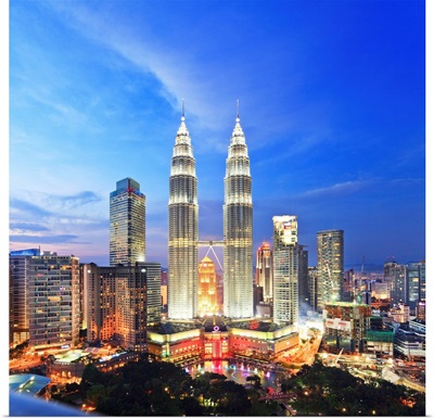 Malaysia, Selangor, Panoramic View Over Petronas Towers And Kuala Lumpur City At Night