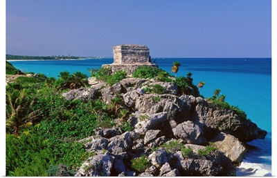 Mexico, Central America, Yucatan Peninsula, Mayan archeological site, Tulum old ruins