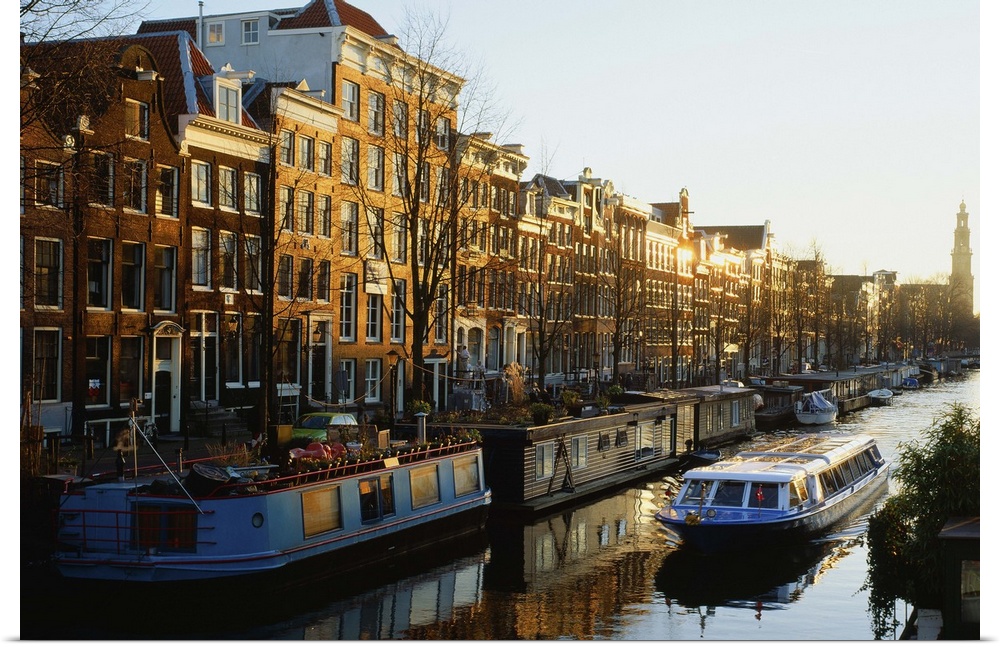 Netherlands, Amsterdam, Sunset along Prinsengracht canal