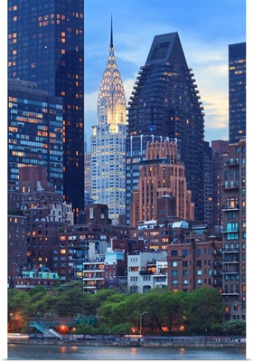 New York City, Chrysler Building, View Towards Manhattan At Dusk From Roosevelt Island