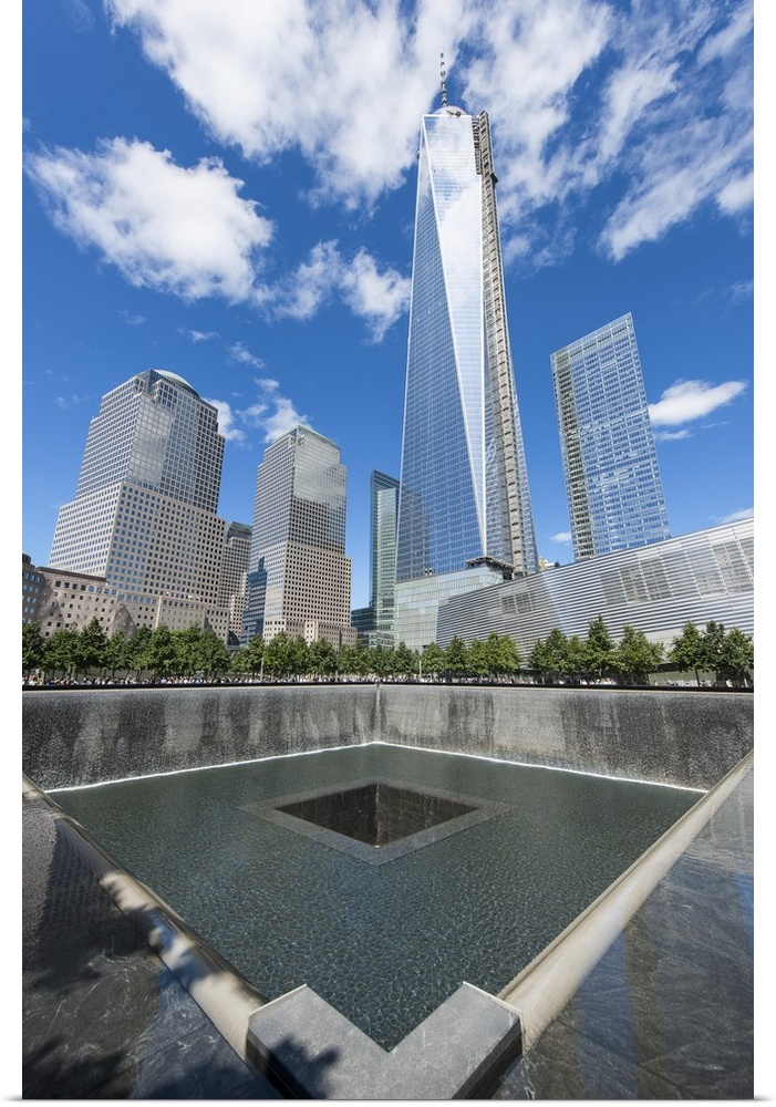 USA, New York City, Manhattan, Lower Manhattan, World Trade Center, Ground Zero, North Pool.