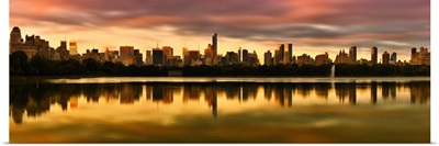 New York City, Manhattan, Central Park, Central Park Reservoir and Manhattan skyline