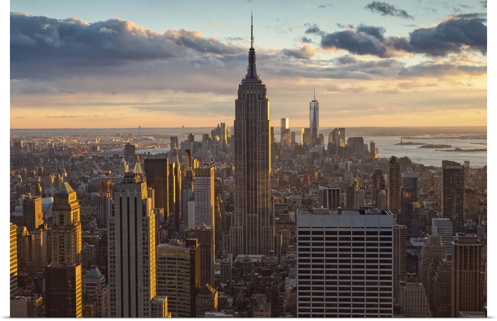 USA, New York City, Manhattan, Midtown, Empire State Building, Cityscape, view from the Top of the Rock Observation Deck a...