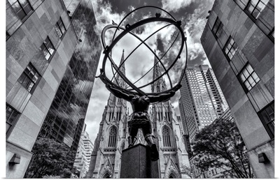 New York City, Manhattan, Rockefeller Center's Atlas, Saint Patrick's Cathedral