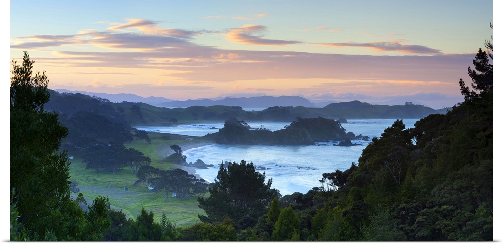 New Zealand, North Island, Oceania, South Pacific Ocean, Australasia, Northland, Elevated view over idyllic Northland coas...