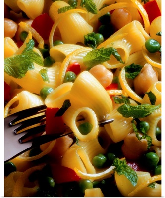 Pasta dish with peas and mint leaves
