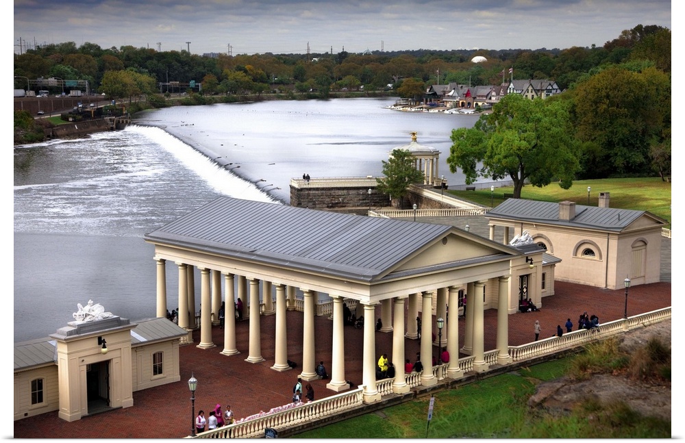 USA, Pennsylvania, Philadelphia, Museum of Art area, Water Works and Schuykill River.