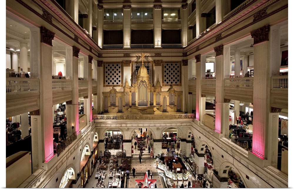 USA, Pennsylvania, Philadelphia, Wanamaker Organ at Macy's on Market Street by the City Hall.