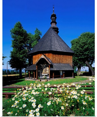 Poland, Malopolskie, Beskid Niski region, chapel