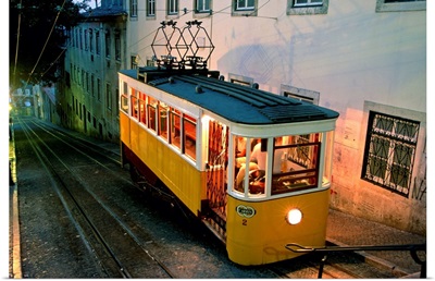 Portugal, Lisbon, funicular that connects downtown with Barrio Alto