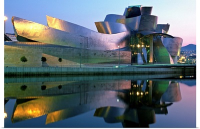 Spain, Bilbao, Guggenheim Museum (Frank Gehry architect)