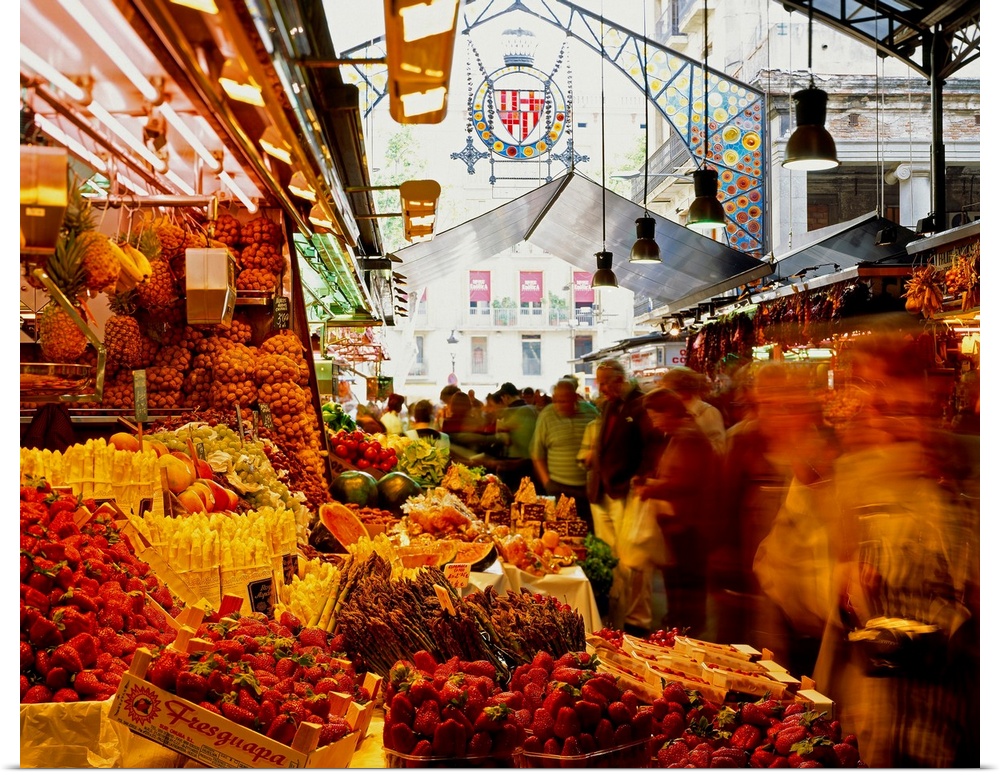 Spain, Catalonia, Barcelona, La Boqueria, a famous market