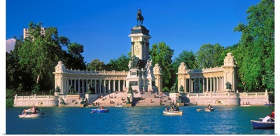 Spain, Madrid, The monument to Alfonso XII, in the Parque del Retiro