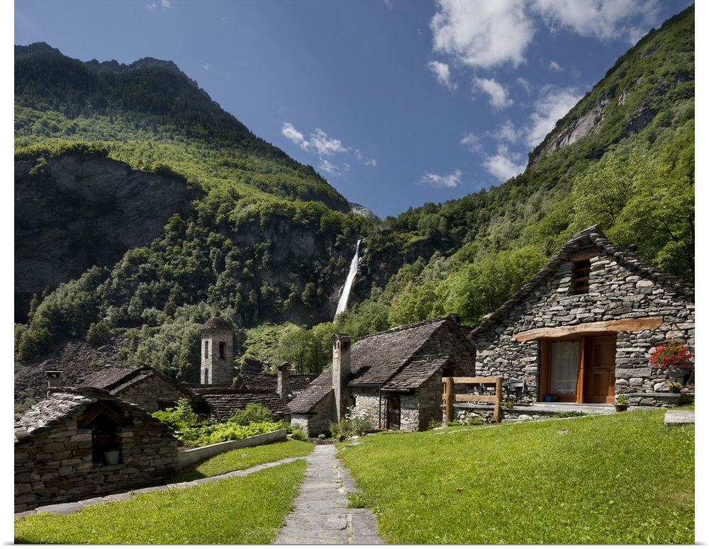 Switzerland, Ticino, Tessin, Alps, Valle Maggia, Val Bavona, Foroglio village and waterfall
