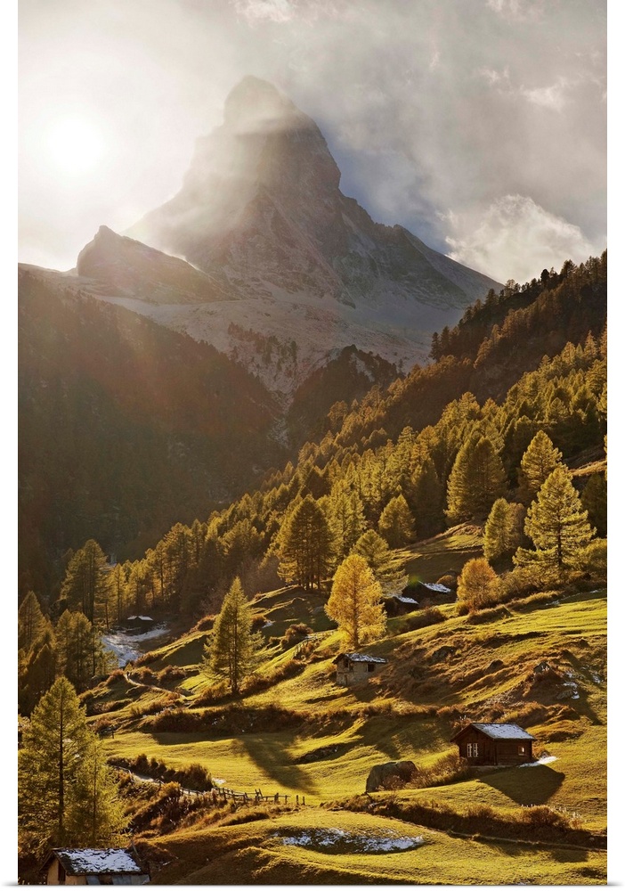 Switzerland, Valais, Alps, Central Europe, Zermatt, View towards Matterhorn mountain (Monte Cervino)