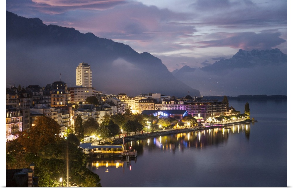 Switzerland, Vaud, Lake Geneva, Lac Leman, Lake Geneva, Montreux.