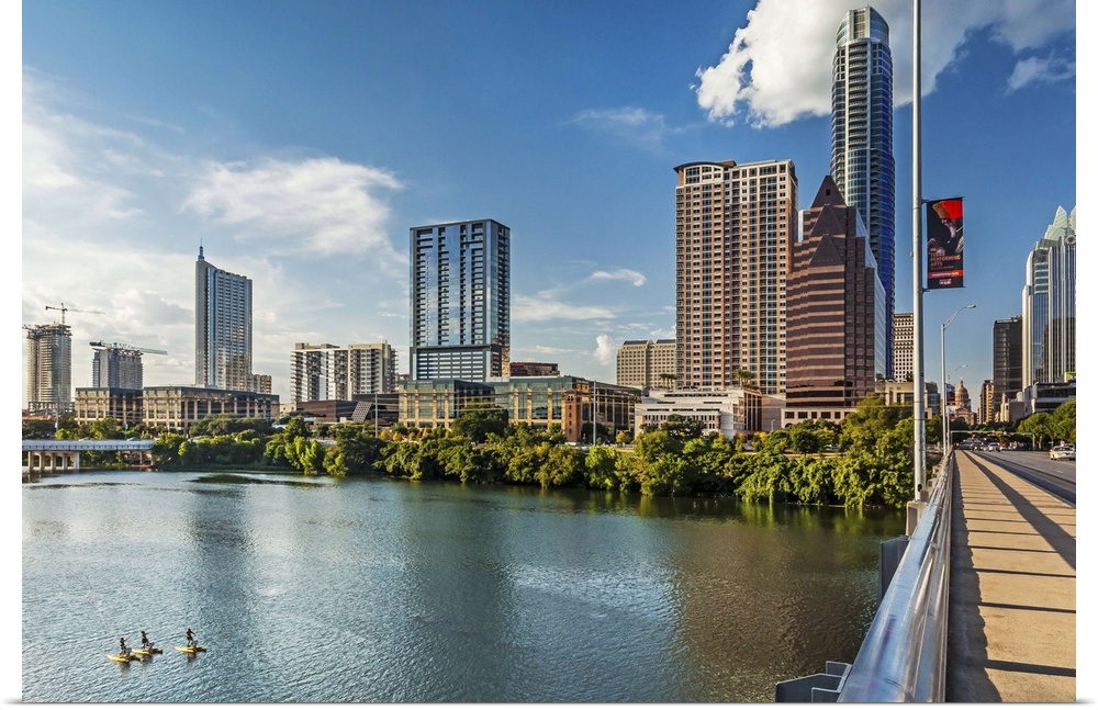 Texas, Austin downtown skyline from Congress Ave. Bridge and Colorado River 360 Condominiums, The Austonian, W Hotel and T...