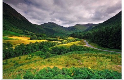 UK, Scotland, Highlands, Glen Nevis valley and Ben Nevis mountain