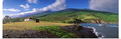 United States, Hawaii, Maui island, Kaupo, church and Haleakala volcan in background