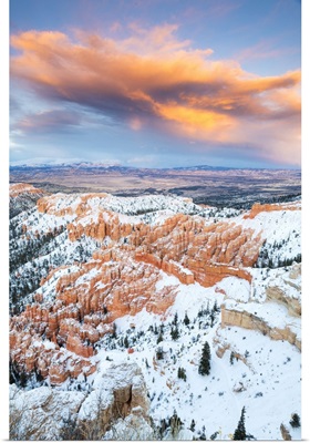 United States, Utah, Bryce Canyon National Park, Sunset Over Bryce Canyon