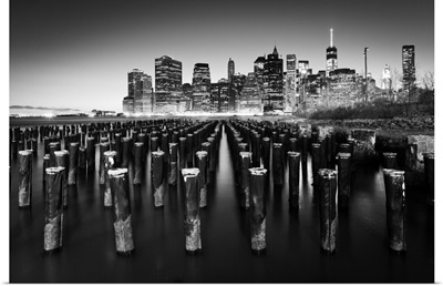 USA, New York City, Lower Manhattan, View At Dusk From Brooklyn Bridge Park