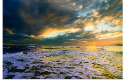 Heavenly Sunset Glowing Soft Golden Sea-Dreamy Sky