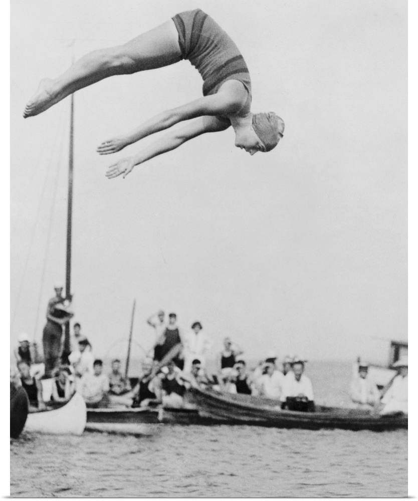 Aileen Riggin at aquatic carnival of the Huguenot Boat Club, New Rochelle, N.Y, 1922. She won the gold medal at the 1920 O...