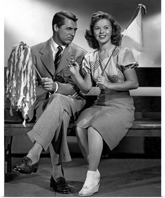 Cary Grant and Shirley Temple in The Bachelor And The Bobby-Soxer