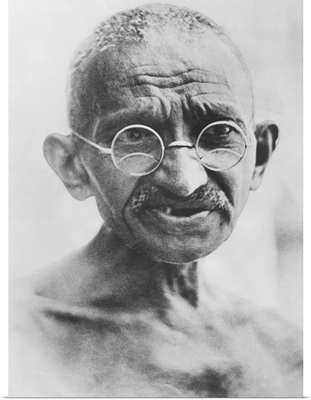 Mahatma Gandhi, traveling to the 1931 Round Table Conference in London