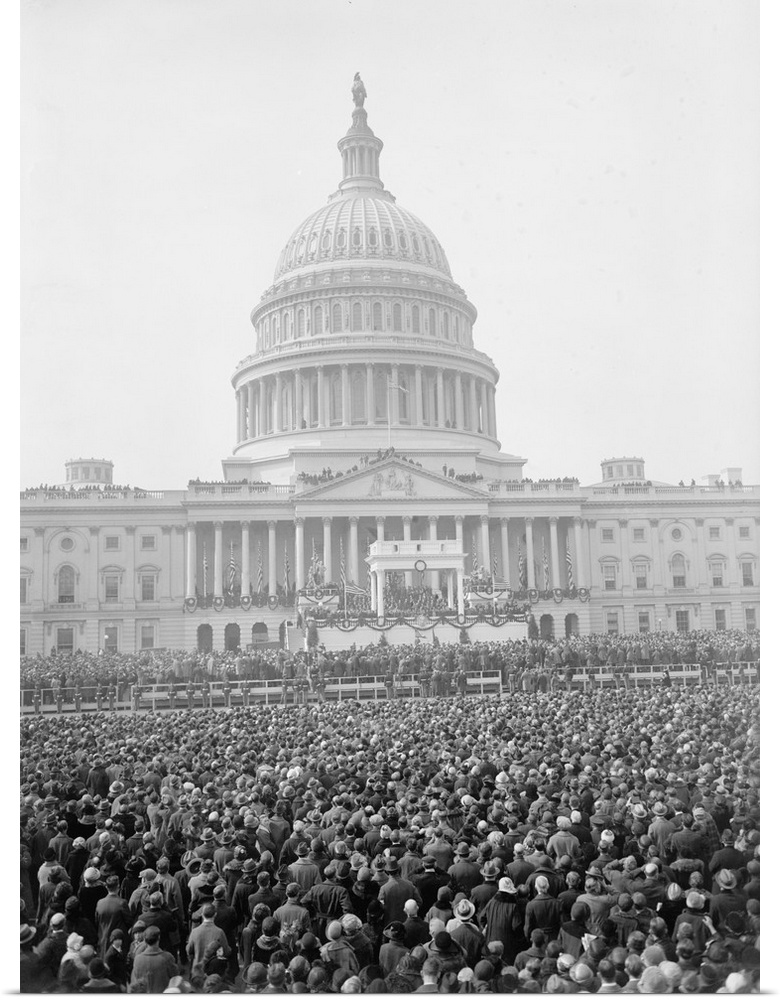 The Capitol and crowd at the March 4, 1925 inauguration of President Calvin Coolidge.