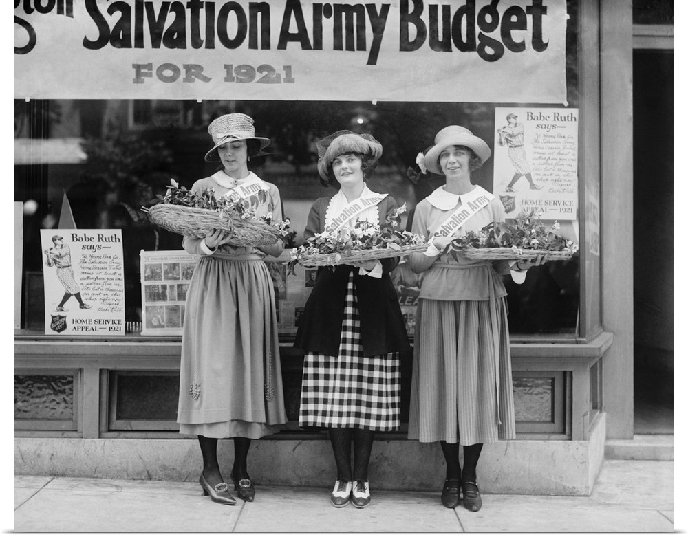 Young Women volunteers called the Salvation Army House Girls, 1921. Washington, D.C.