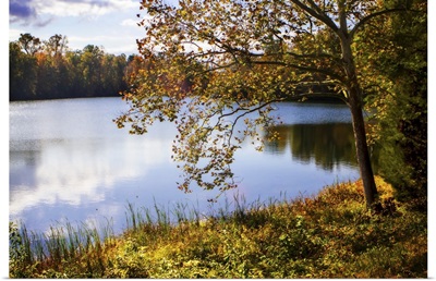 Horseshoe Lake in Autumn
