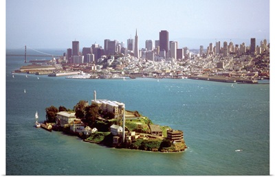 Alcatraz Island and the San Francisco Bay and skyline of San Francisco, California, USA