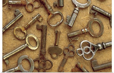 Assorted antique keys