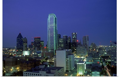 Bank of America outlined in green neon at dusk, Dallas, Texas