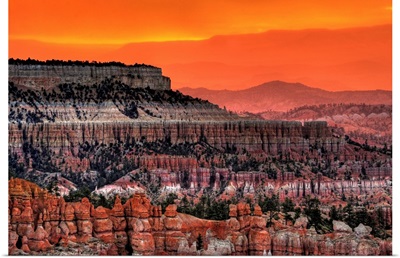 Bryce Canyon at sunrise, with characteristic hoodoos and rock formations