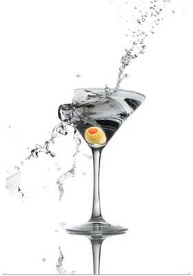 Exploding martini glass