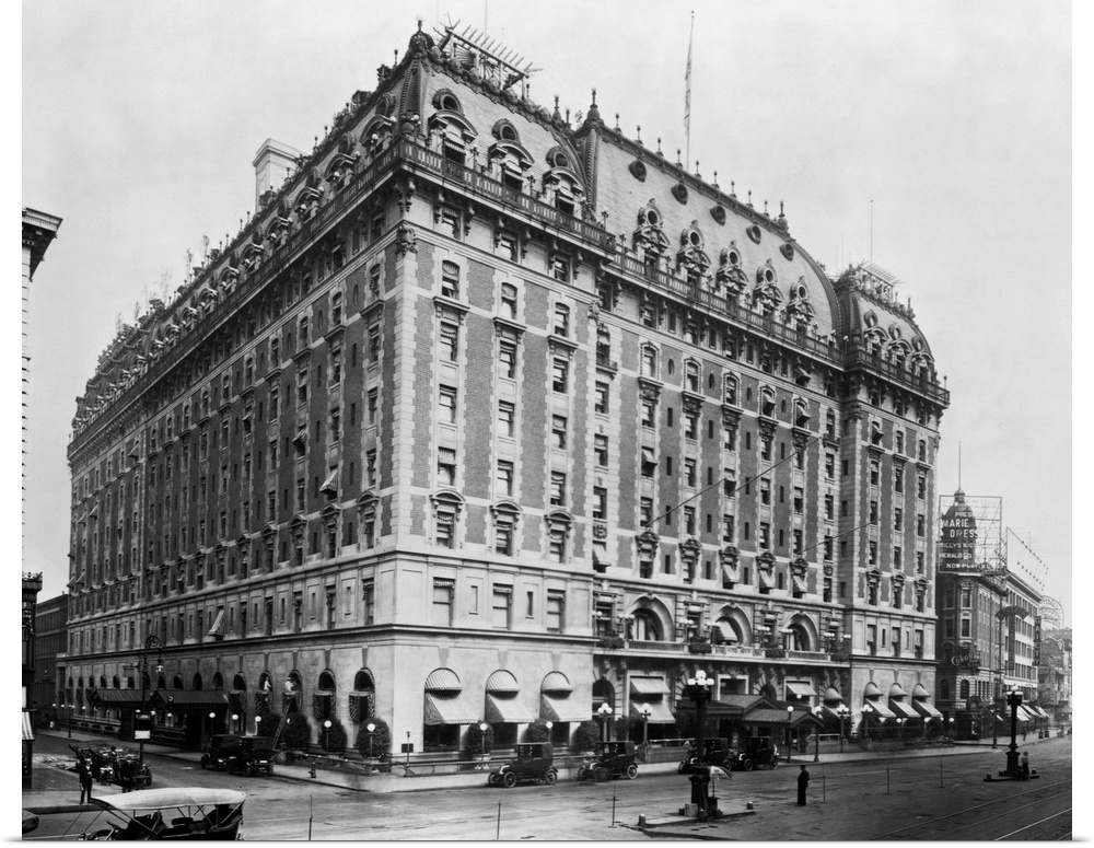 Located at 225 Broadway, the Astor House Hotel Hotel provided New York's premiere lodging when it opened in 1834 , with ba...