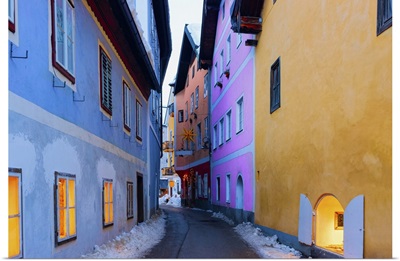 Houses On Narrow Street In Hallstatt, Austria