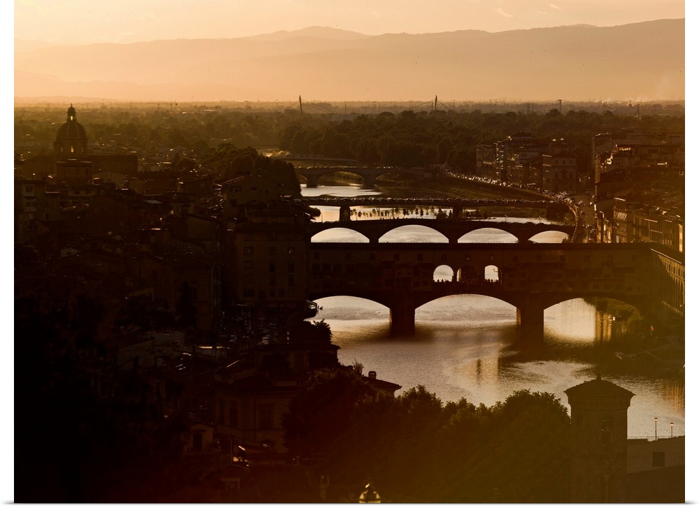 Italy, Florence, Ponte Vecchio and River Arno at sunset