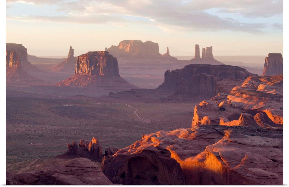 USA, Monument Valley, view from the Hun's Mesa, remote and beautiful location in the canyon desert, near the Utah and Ariz...