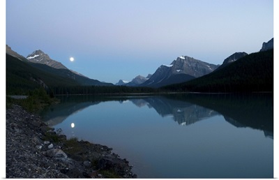 Moonrise, Waterfowl Lake, Banff National Park, Banff, Alberta