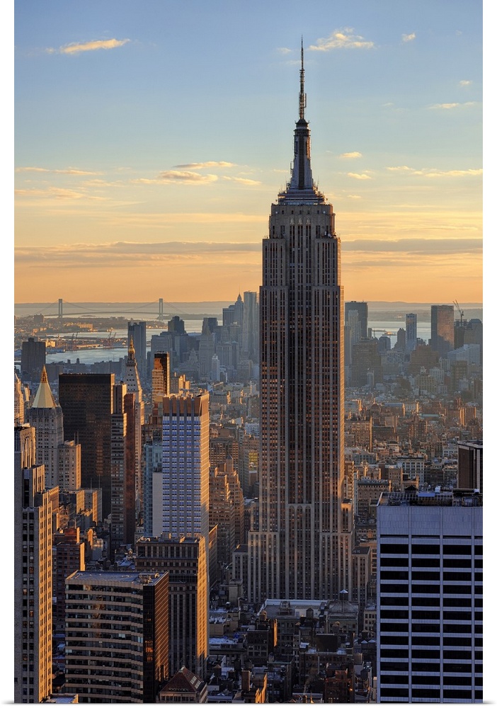 USA, New York State, New York City, View of Empire State Building at Manhattan