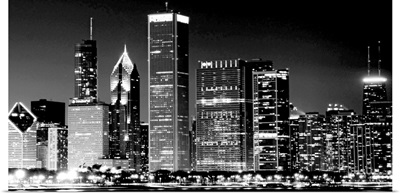 Night view of Chicago's famous cityscape, an American landmark.