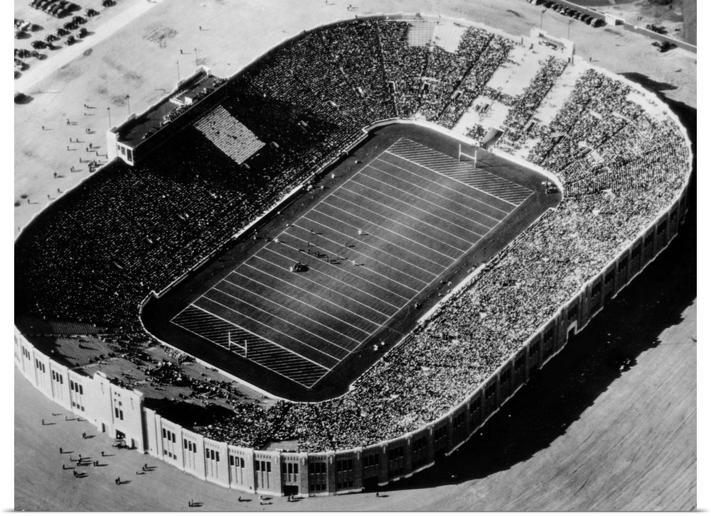 Aerial view fo Notre Dame Stadium when it was new, during the 1930 Navy game.