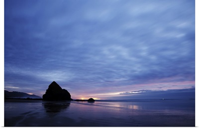Ocean after the sunset, Cannon Beach, Oregon