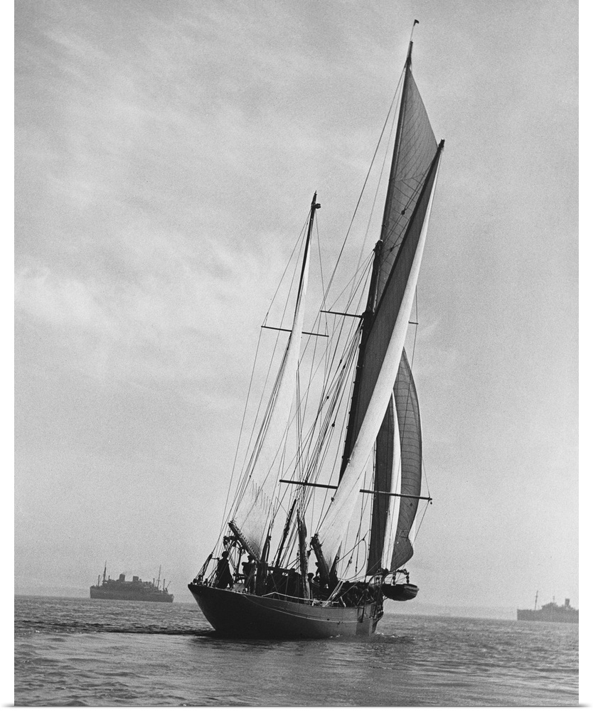 Sailing Ship Moyana --- Image by .. Hulton-Deutsch Collection/CORBIS